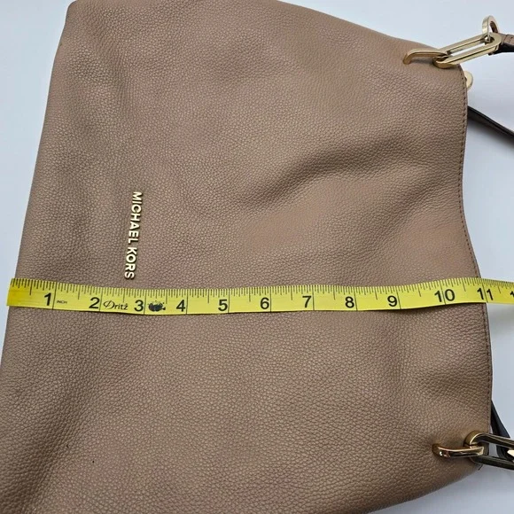 Michael Kors Raven Tan Pebble Leather Tote Shoulder Bag Hobo Style Hybrid Casual - Picture 13 of 16